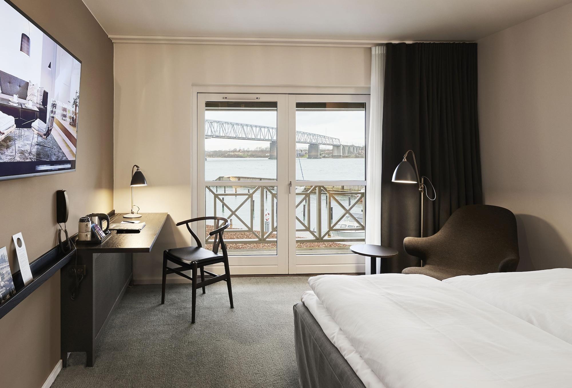 Comwell Kongebrogaarden Otel Middelfart Dış mekan fotoğraf